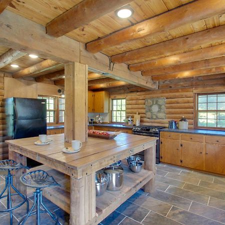 Cozy Log Cabin Getaway With Fire Pit And 3 Acres! Ruckersville 外观 照片