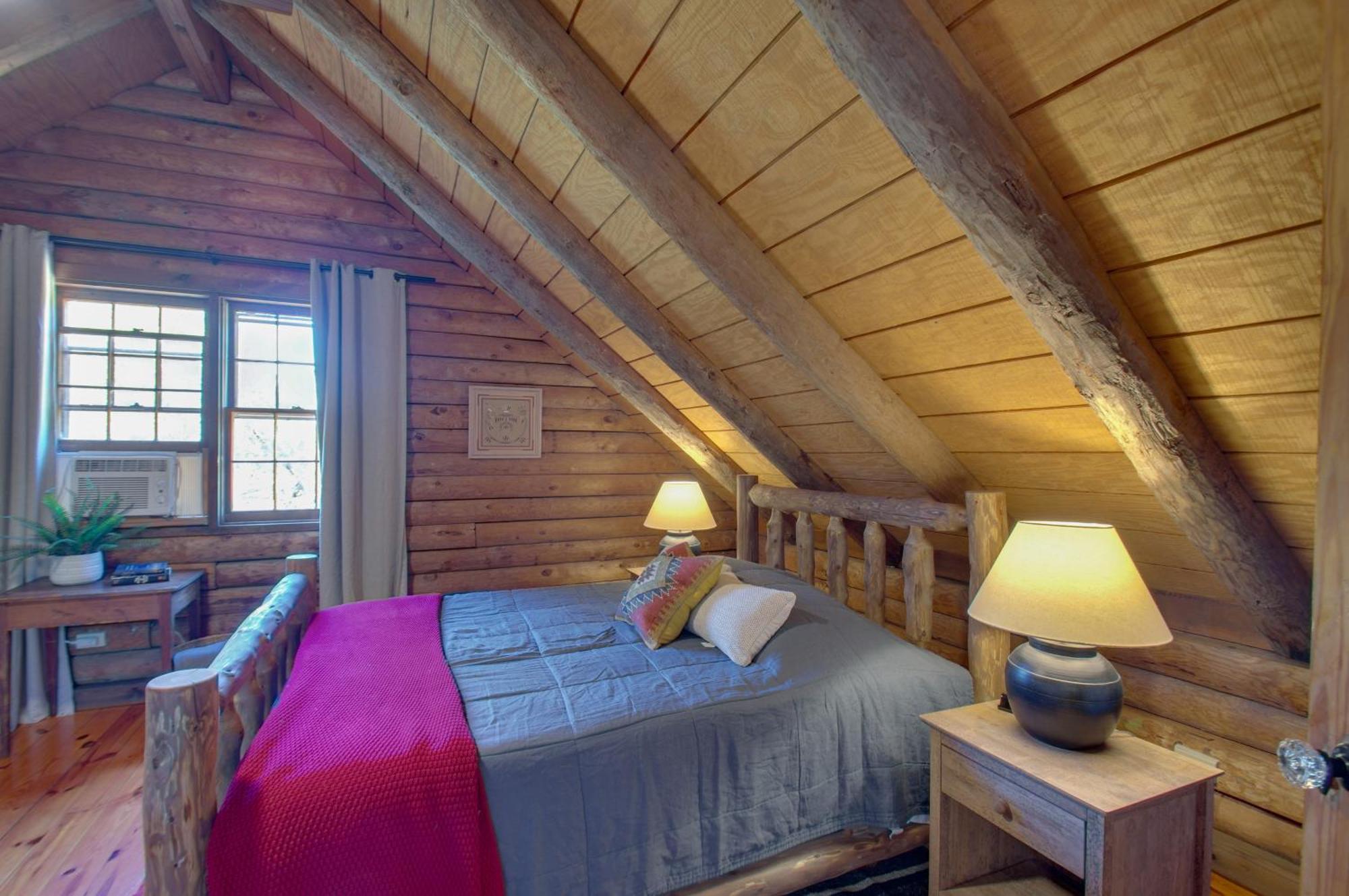 Cozy Log Cabin Getaway With Fire Pit And 3 Acres! Ruckersville 外观 照片