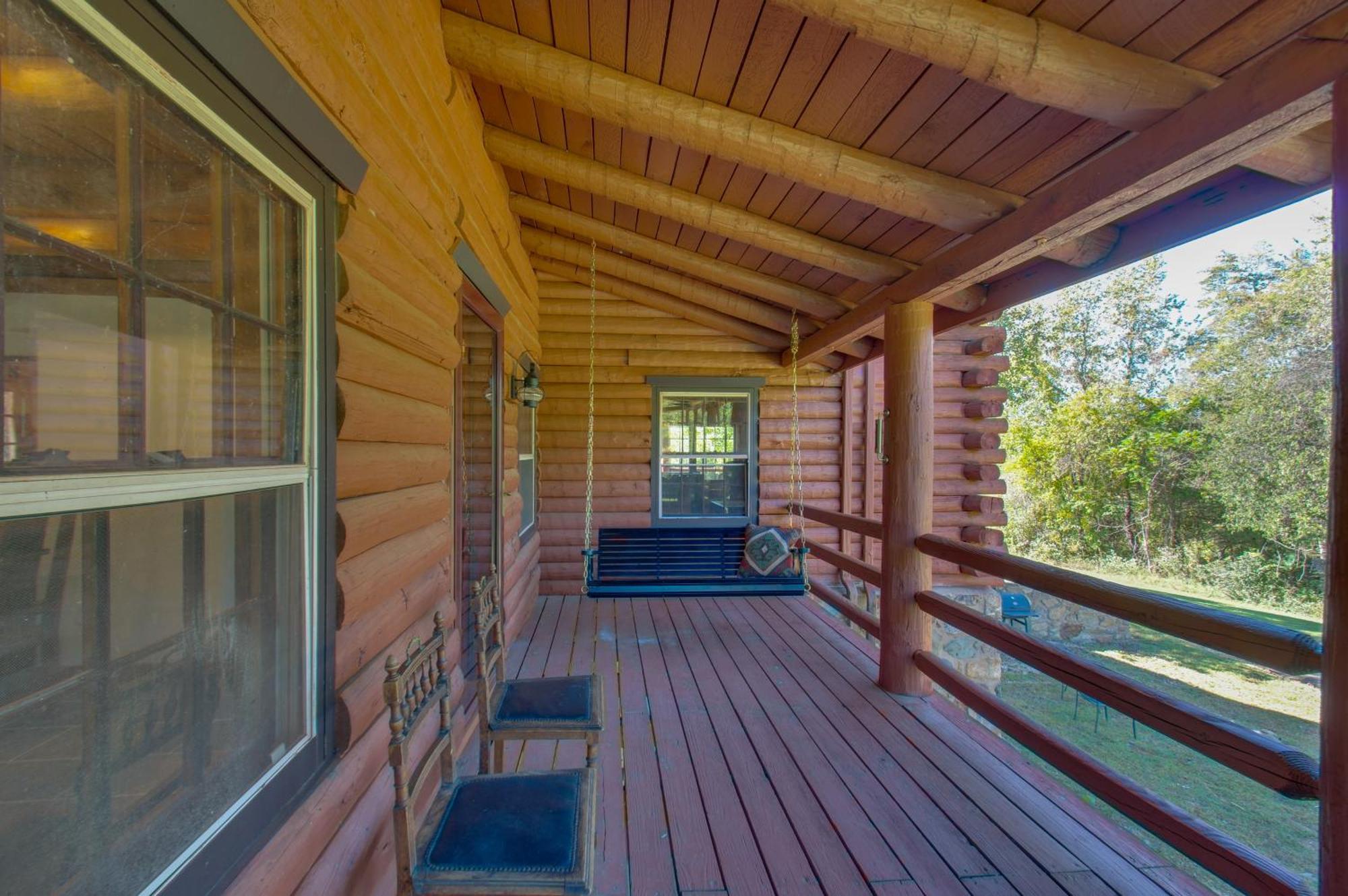 Cozy Log Cabin Getaway With Fire Pit And 3 Acres! Ruckersville 外观 照片