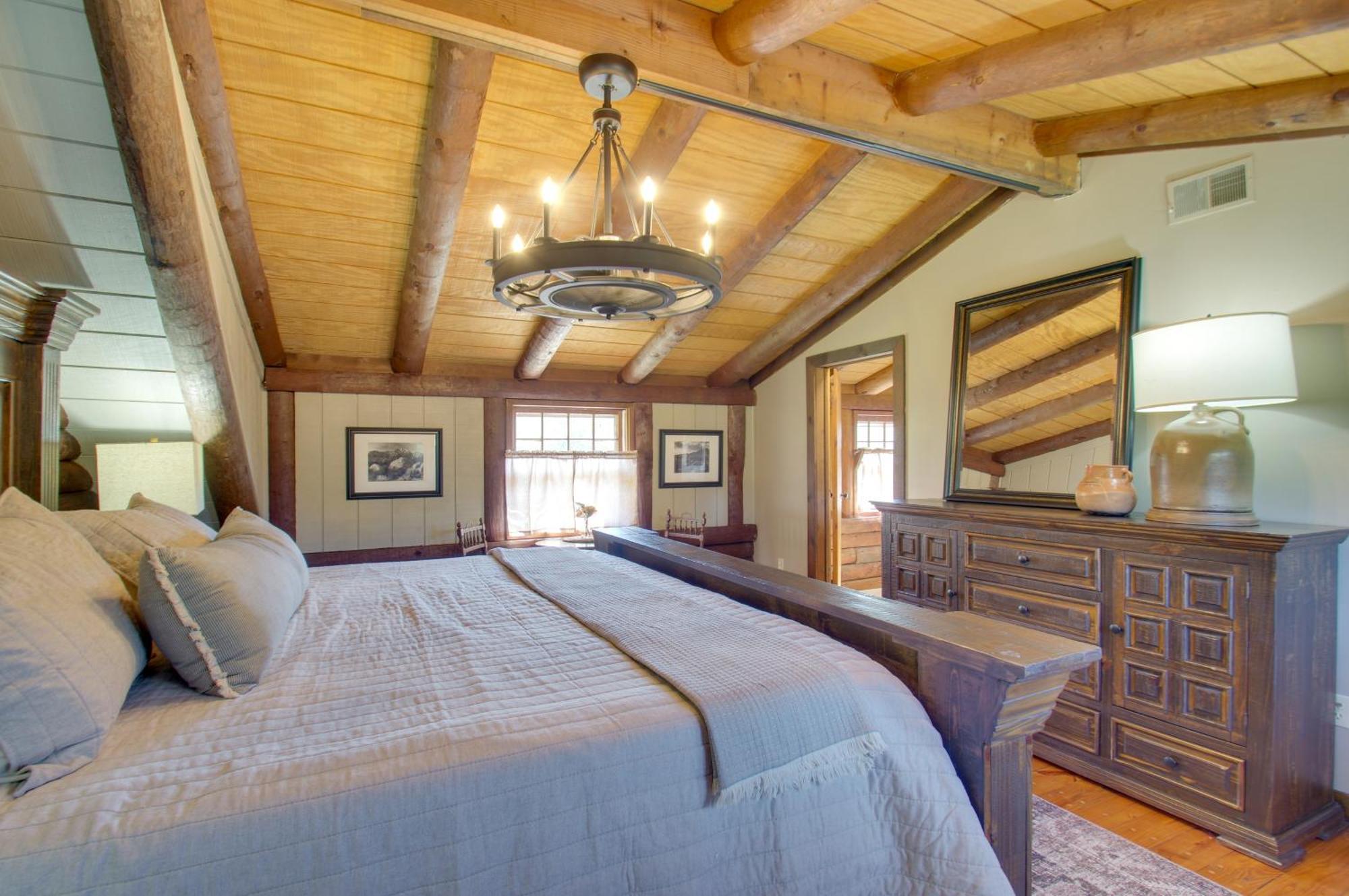 Cozy Log Cabin Getaway With Fire Pit And 3 Acres! Ruckersville 外观 照片