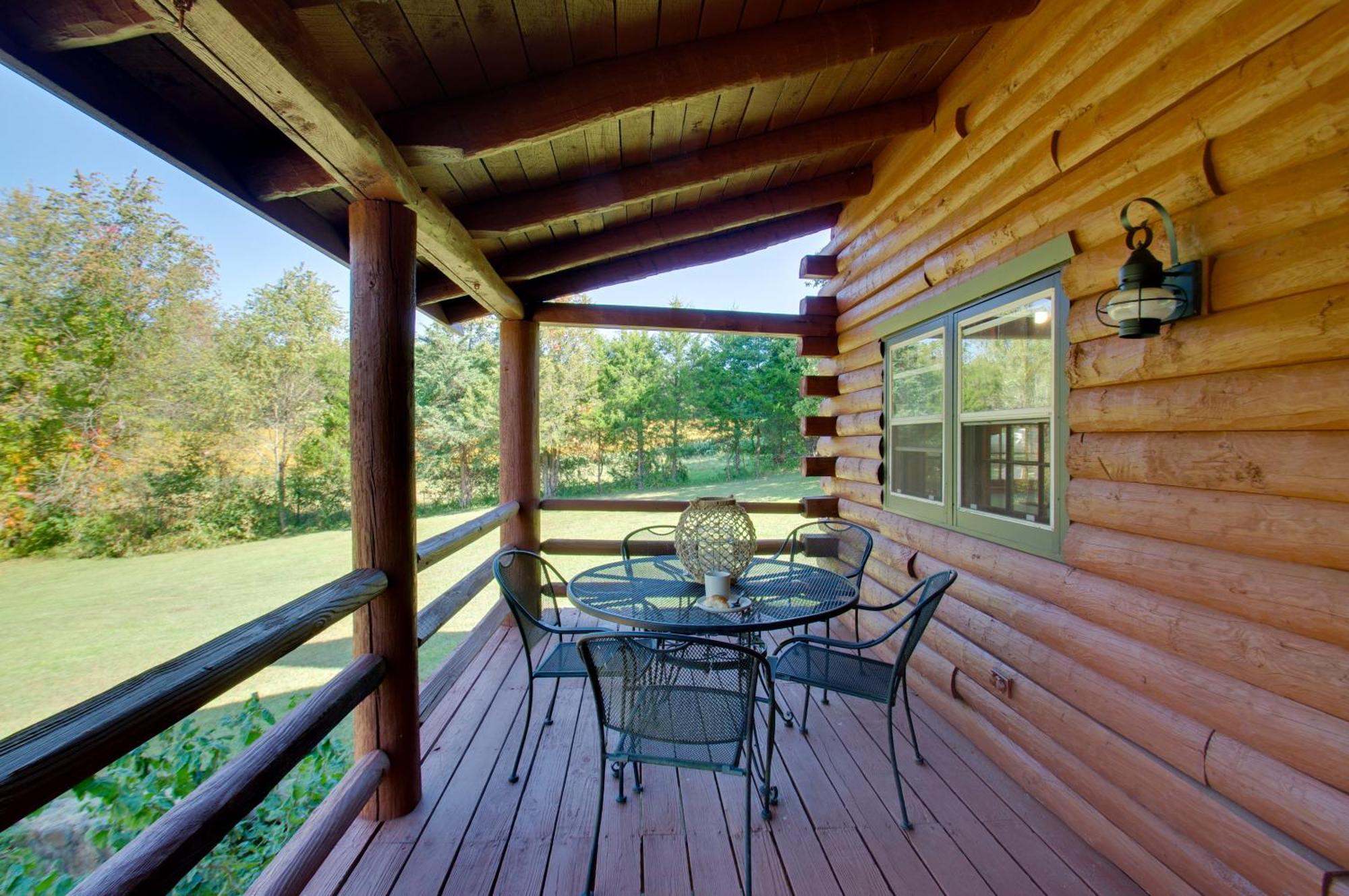 Cozy Log Cabin Getaway With Fire Pit And 3 Acres! Ruckersville 外观 照片